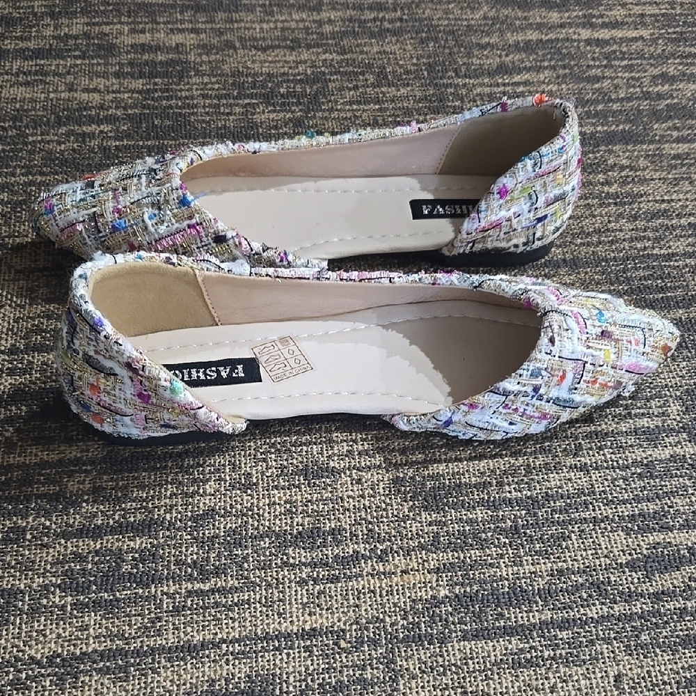 SHEIN Colorful Threaded Flats Sz 6
